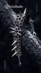 Astra Spiked Chainmail Bracelet - spike detail