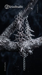 Astra Spiked Chainmail Bracelet - clasp view