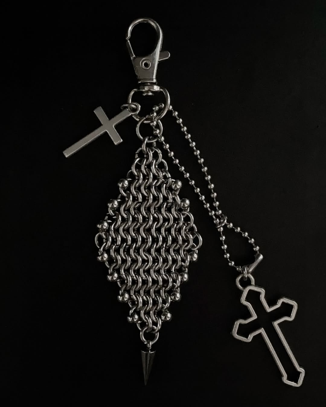 Gothic Chainmail Reliquary Keychain - Spiked Diamond Mesh with Dual Cross Charms